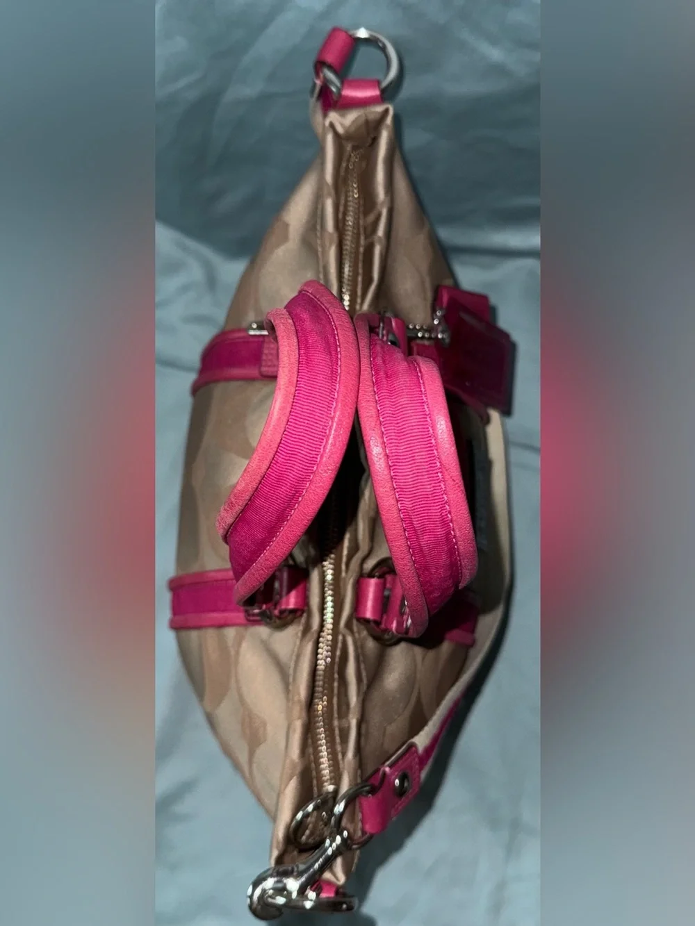 Coach Poppy Signature Spotlight Tote Tote with Fuchsia Trim-13843